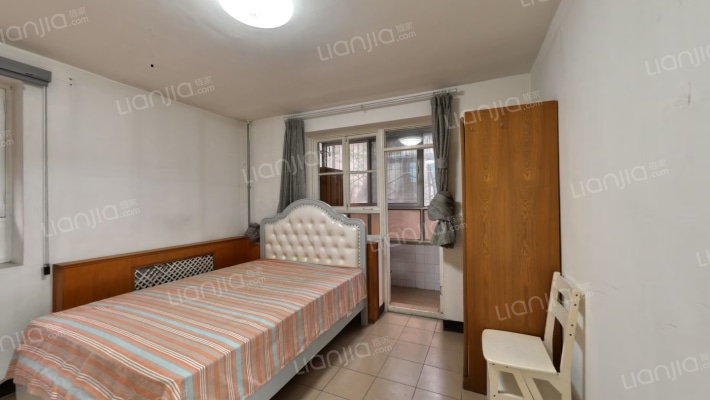 白家庄东里二手房实景图