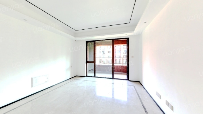 万科翡翠书院C区二手房实景图