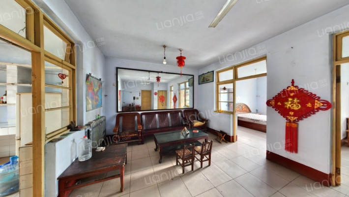 啤酒厂宿舍区二手房实景图