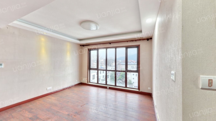 无庶小区二手房实景图