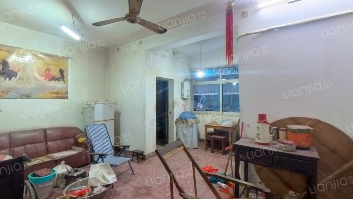 高兴社区二手房实景图