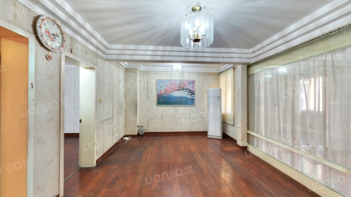 凤凰西街140号二手房实景图