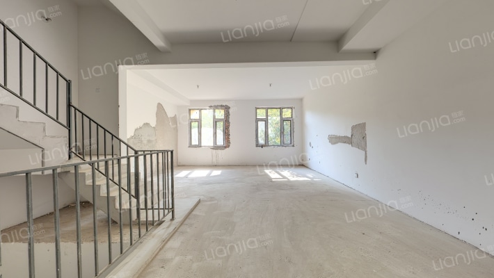 孔雀城七期秋月园二手房实景图