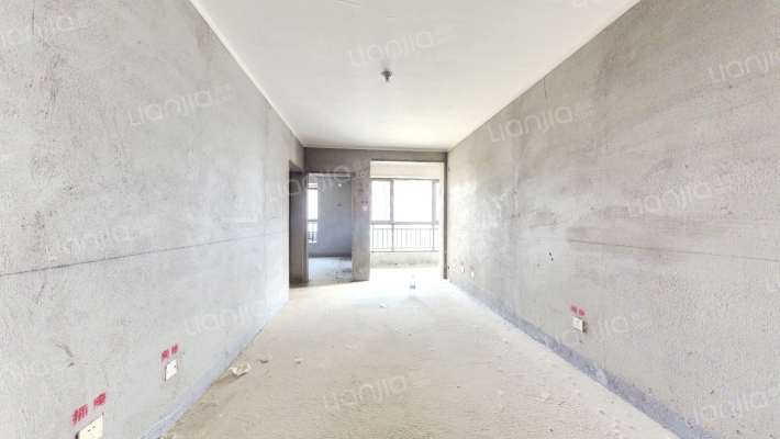 华阳东路品质社区天伦湾全阳两居出售-客厅