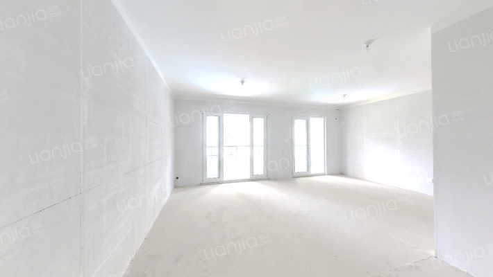 吾悦华府C区二手房实景图