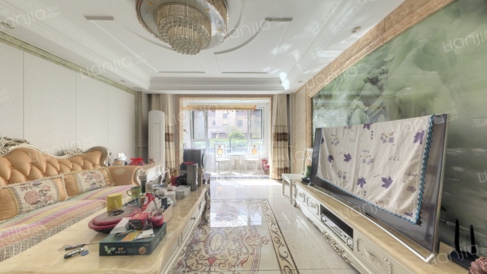 炜伦一号公馆小区二手房实景图