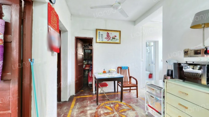 永红幼儿园宿舍二手房实景图