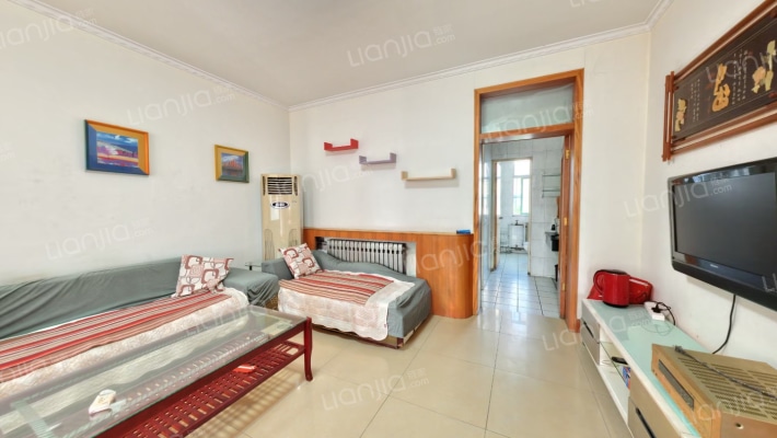 九龍山村小區二手房实景图