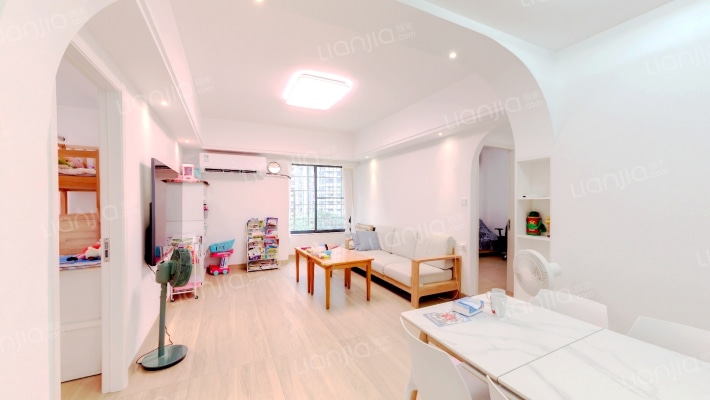 水荫翠院二手房实景图