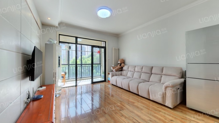 金沙柏林郡二手房实景图