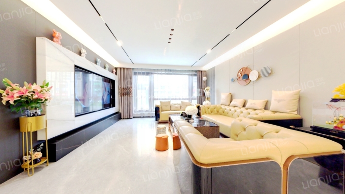 南益·松江春晓二手房实景图