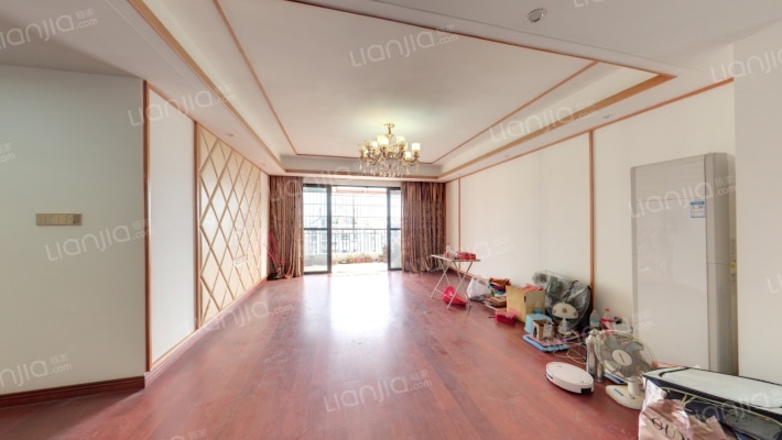 信地伴云居二手房实景图