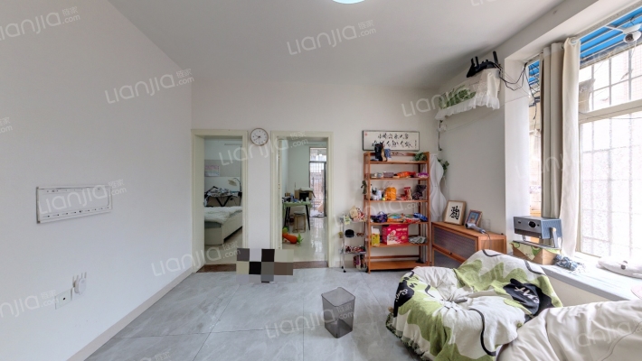 吕岭路二手房实景图