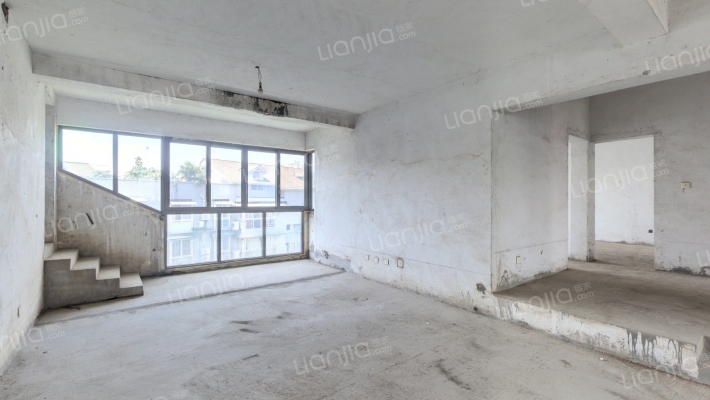 龙腾商城二手房实景图