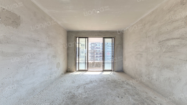 彰泰欢乐颂二手房实景图