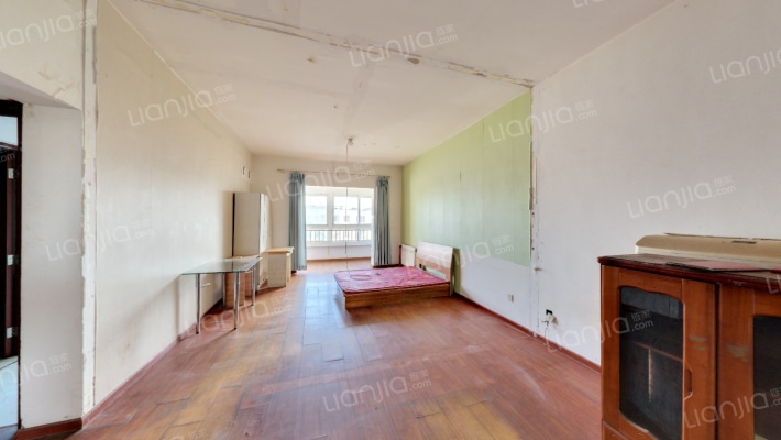 龙锦苑东四区二手房实景图