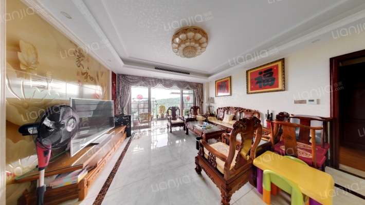 合泰御景翠峰二手房实景图