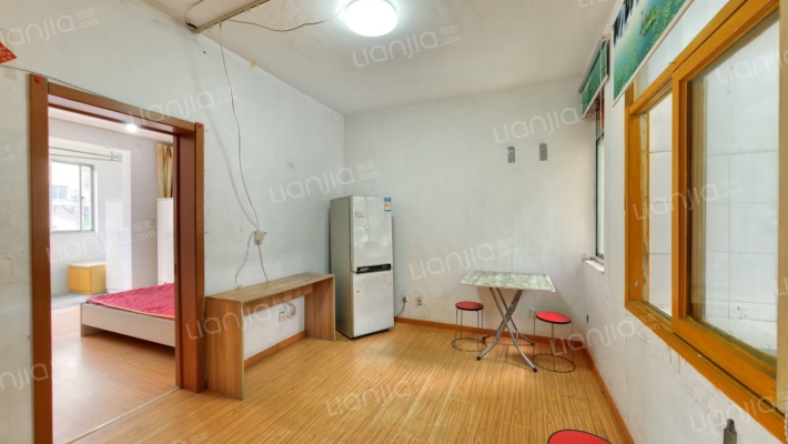 龙池新寓二手房实景图