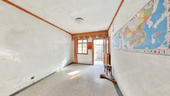 蠙东新村二手房实景图