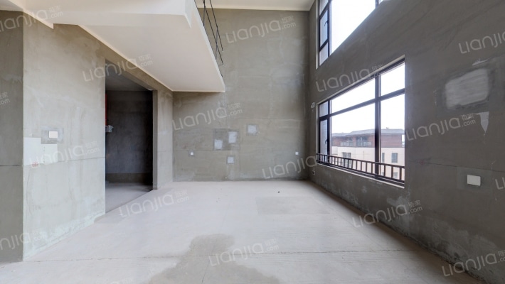 碧桂园天麓二手房实景图