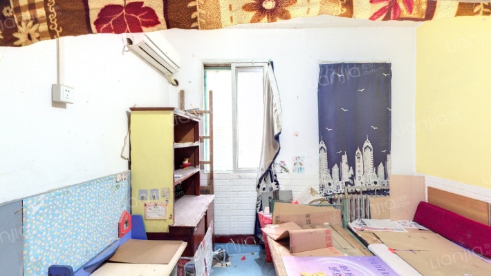 新华路(劝业场)二手房实景图