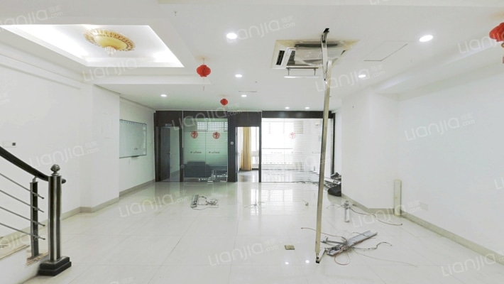 新港广场二手房实景图