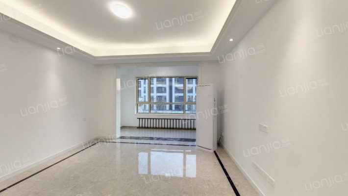 天铂泓园二手房实景图