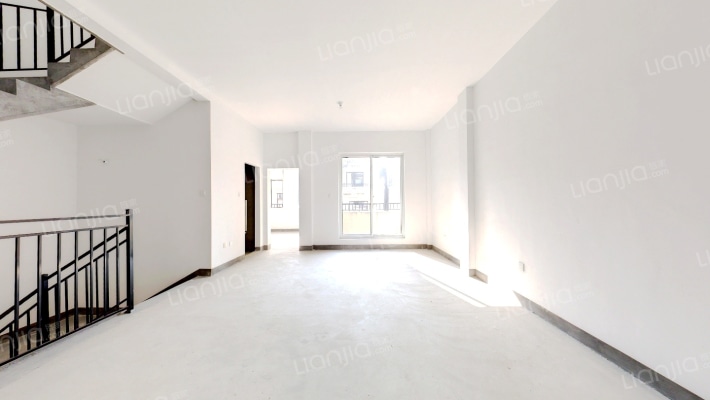 隆和大溪谷一期二手房实景图