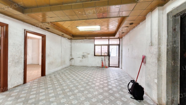 金盘商厦二手房实景图