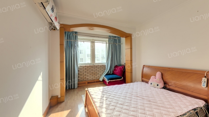 新岭花园一期二手房实景图