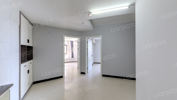 东亚朝阳SOHO二手房实景图