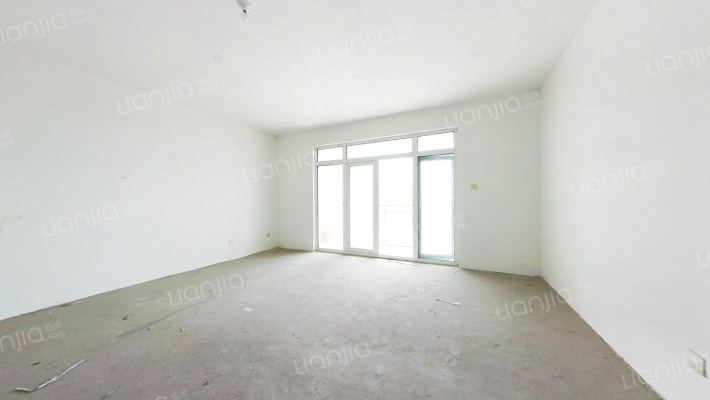 鸿泰雅园二手房实景图