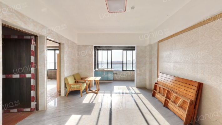 顶固公寓二手房实景图