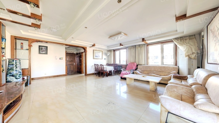 惠禾小区二手房实景图