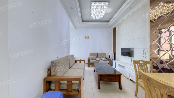 领地凯旋天域二手房实景图