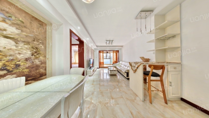 翡翠绿洲湖翠苑二手房实景图