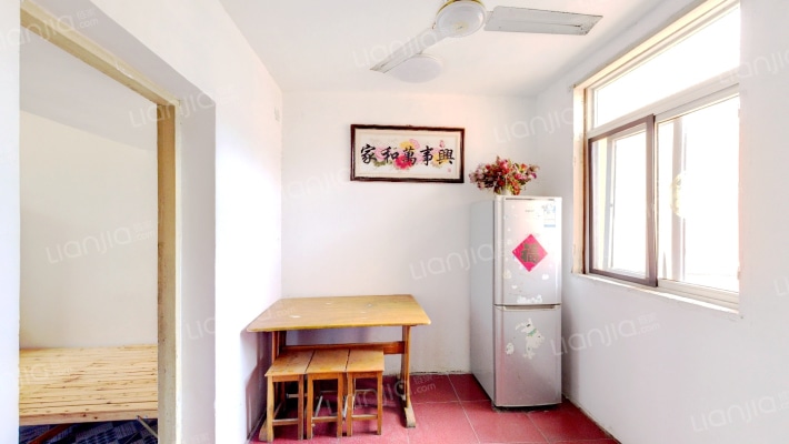 卫楼新村二手房实景图