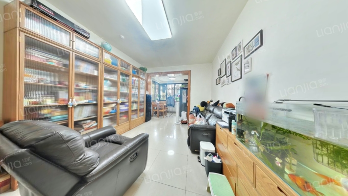 仁厚街41号二手房实景图