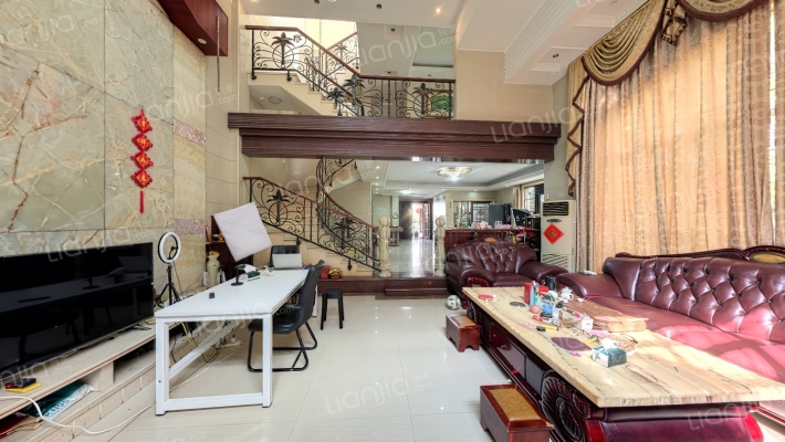 水岸山城二手房实景图