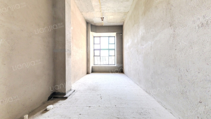 金地鹏达峯范二手房实景图