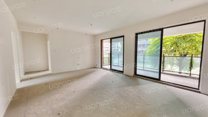 百伦山水居二手房实景图