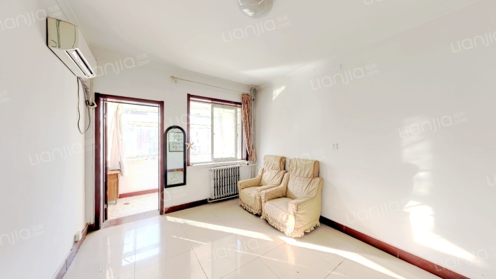 英雄山路136号二手房实景图