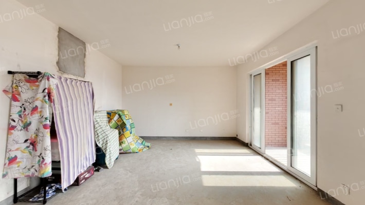 万业观山泓郡二手房实景图