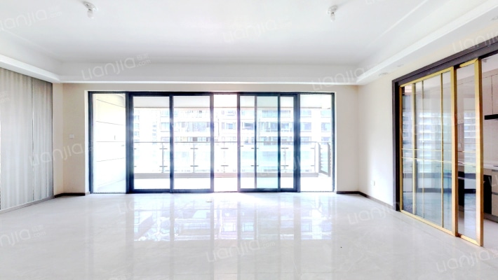 中粮珑悦锦云二手房实景图