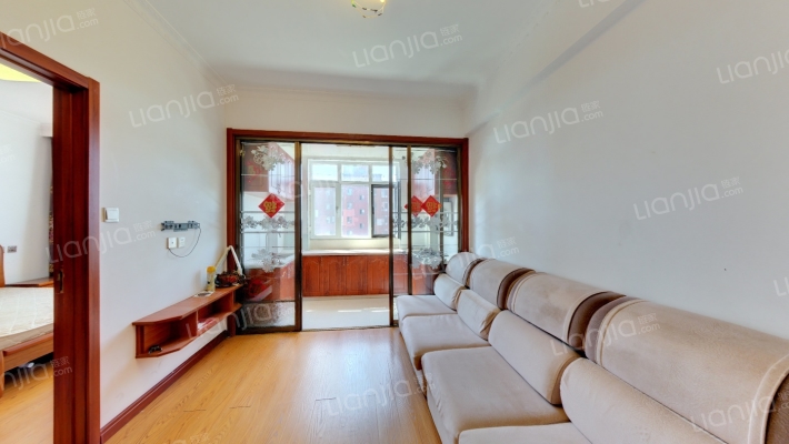 西山湖畔三期二手房实景图