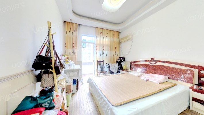 临江北村二手房实景图