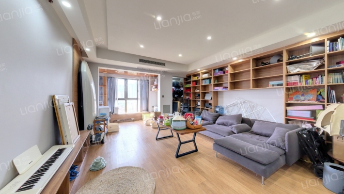 保利高尔夫豪园二手房实景图