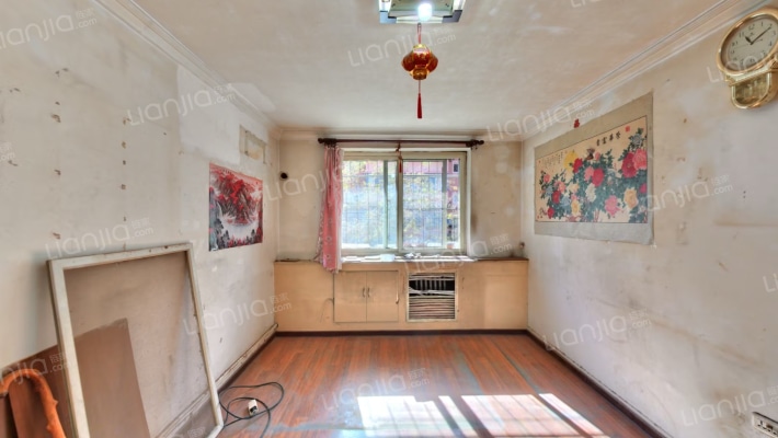 泊江东里二手房实景图