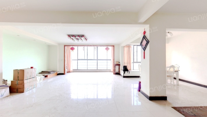 水逸康桥二手房实景图