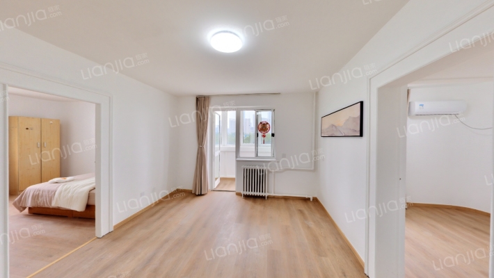 荧屏里二手房实景图